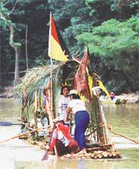 KRU-keADILan RILEKS : Rafting in Sarawak 